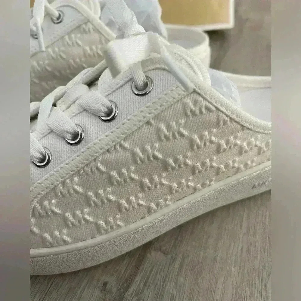 Michael Kors - Poppy Slide Sneaker 8 - Picture 9 of 13